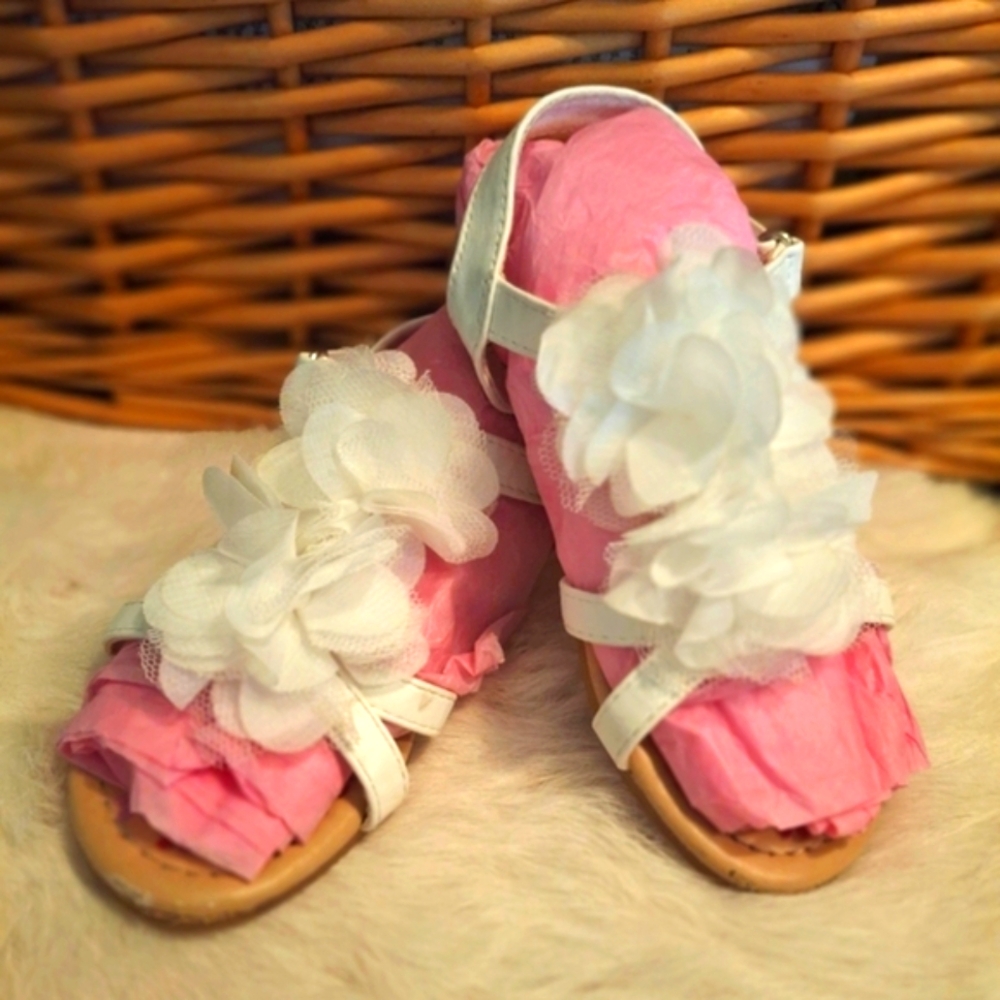🌟 10T White Floral Kids Strappy Summer Dressy Sandals 🌟